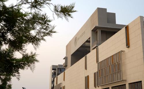 Auli Hotel | Oceanfront Bliss at The Centrum: 5-Star Guest Favorite