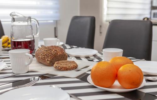 Lagos House | The Chairs Place GuestHouse