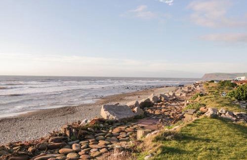 Egremont House | Cozy Family Retreat at The Chalet with Child-Friendly Amenities