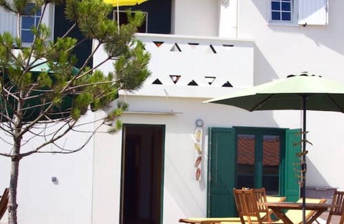 Cortegaca Ski Chalet | The Chalet - Oporto Surf Lodge