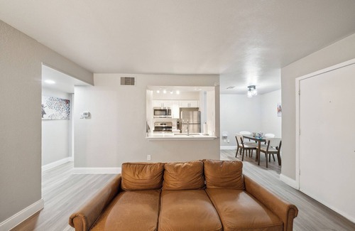 Grand Prairie Apartment | The Chandler 412 I Spacious 1 Bed 1 Bath
