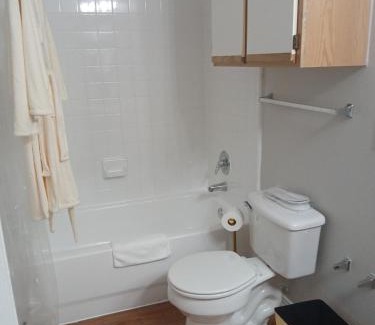 Austin Apartment | Experience The Charington Bluff Springs: Pet-Friendly Getaway