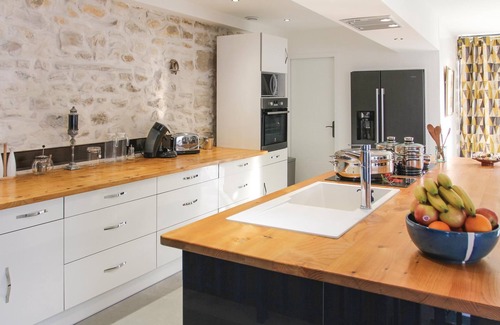 La Touche House | Inviting Cottage Retreat with Indoor Pool & Spa Experience
