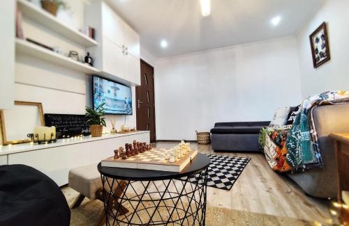 Fagaras Apartment | The Charm