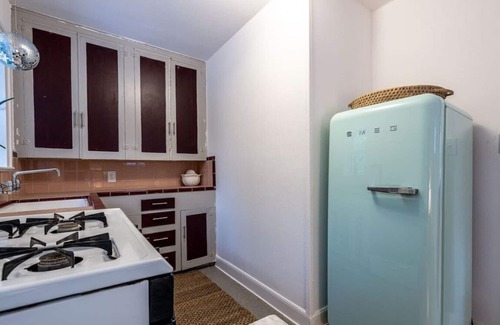 Cherrywood House | Ideal Location Near UT & Downtown with Family-Friendly Amenities
