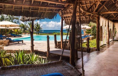 Watamu Hotel | Discover Lonno Lodge Watamu: 4-Star Oceanfront Retreat
