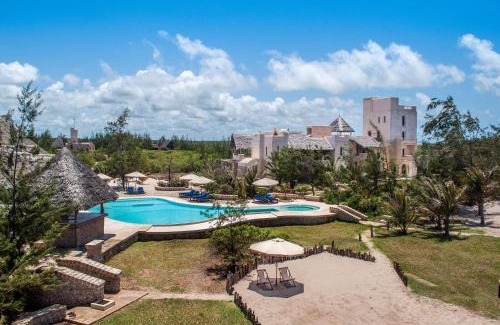 Watamu Hotel | Discover Lonno Lodge Watamu: 4-Star Oceanfront Retreat