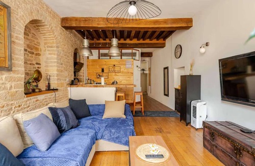 Dijon Centre Ville Apartment | Family-Friendly Charm at The Chaudronnerie in Dijon