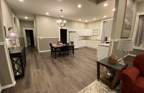 Osceola Apartment | Historic Loft at The Chestnut on the Square | Top Rated Stay
