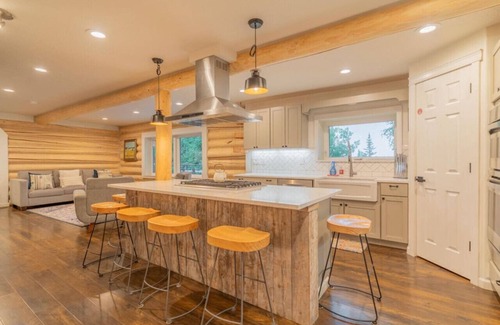 Fairbanks House | The Chetana Ridge Cabin