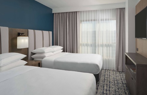 The Galleria Hotel | Relaxing Stay at The Chifley Houston, Tapestry Collection