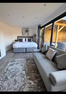 Princes Risborough Apartment | the Chiltern retreat