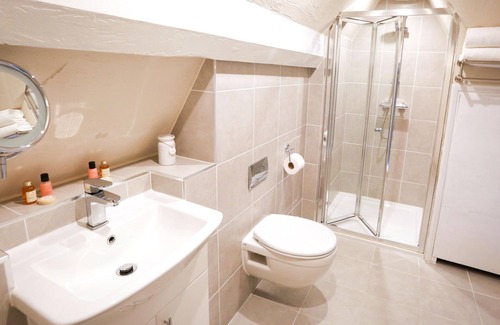 Bournemouth City Centre Hotel | Unforgettable Stays at The Chocolate Box Hotel with Spa & Breakfast