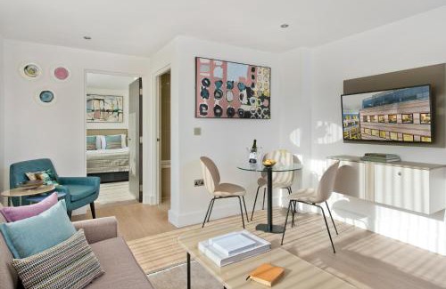 The City of London Apartment | Discover The Chronicle by Supercity Aparthotels, 4-Star Retreat