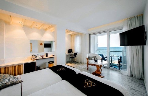 Larnaca Hotel | Experience The Ciao Stelio Deluxe Hotel - Adults Only Retreat