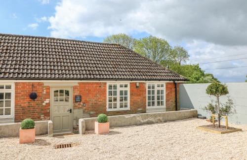 Shaftesbury House | Pet-Friendly Retreat at The Cider Press - A 4-Star Experience