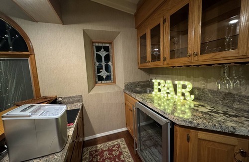 Porterville House | Escape to The Citrus House on the Prairie Farm Retreat