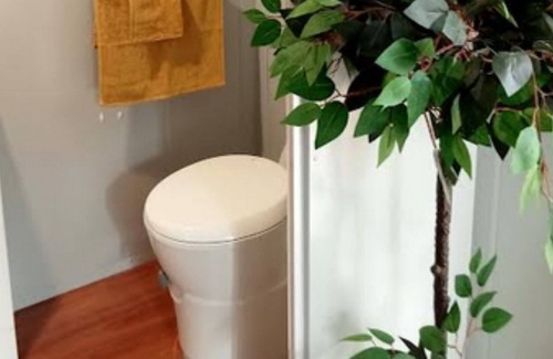 Kingaroy Cabin | Convenient City Dweller Studio Cabin Near Kingaroy CBD