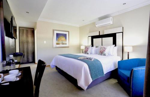 Maseru House | Elegant Clan Guest House: Rated 9/10 with Pool & Breakfast