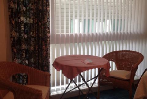 Kilmarnock House | Discover the Clan MacGregor Room with Pool and Family Fun