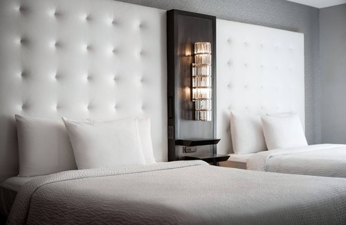 Downtown San Francisco Hotel | Discover The Clancy: 4-Star Hotel with Spa & Dining Options