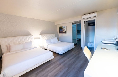 Encanto Hotel | Relax at The Clarendon Hotel and Spa with Pool & Hot Tub