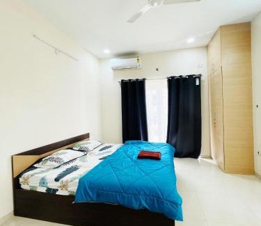 Hyderabad Apartment | Discover The Cliff: Pet-Friendly with Family Amenities
