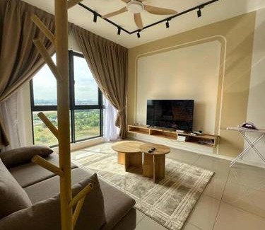 Putrajaya Apartment | Discover The Clio: 4-Star Oasis Near IOI City Mall