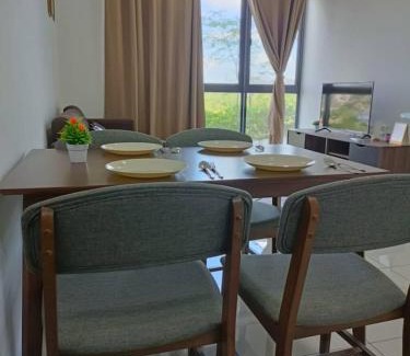 Putrajaya Apartment | Inviting Clio 2 Residences with Pool Near IOI City Mall