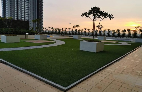 Bangi Sentral Apartment | Cozy Clover Studio Evo SOHO Bangi with WIFI & Netflix