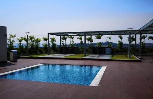 Bangi Sentral Apartment | Cozy Clover Studio Evo SOHO Bangi with WIFI & Netflix