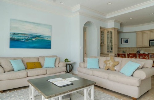 Blossom Village Condo | Experience The Club at Little Cayman: Oceanfront Paradise