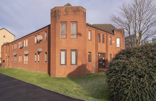 North West Apartment | Exceptional Rockvilla Flat: West End City Centre Retreat