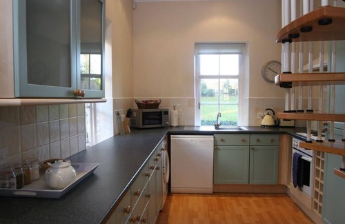 Rothesay Cottage | Discover The Coach House at Stewart Hall - Top-Rated Getaway