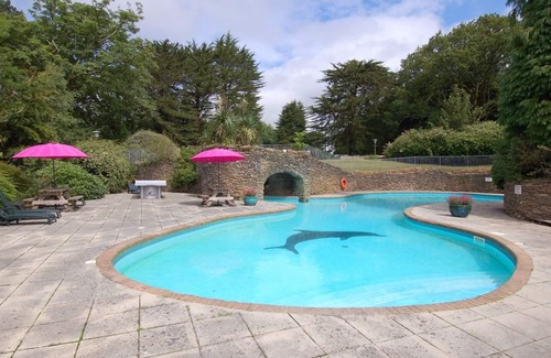 Ivybridge Cottage | Family-Friendly Coach House with Pool in Beautiful Modbury