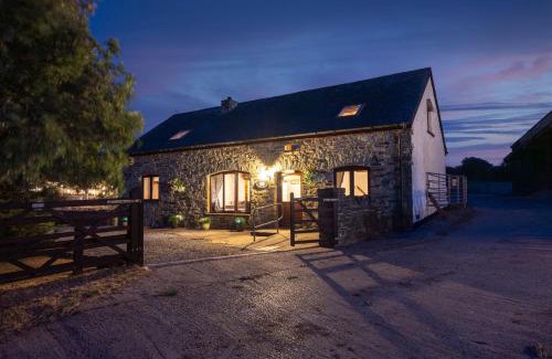 North Cornelly House | Relaxing Oceanfront Retreat at The Coach House