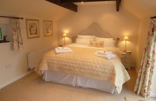 Stafford Bed & Breakfast | Exceptional Stay at The Coach House - Guest Rated 10/10