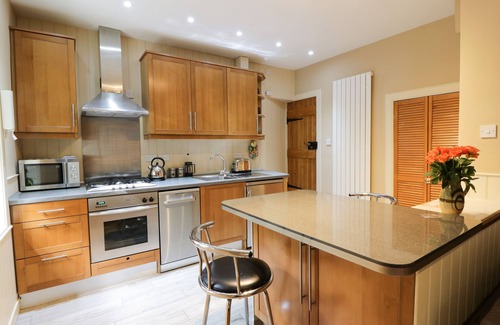 Newton Stewart House | Discover The Coach House: Oceanfront Retreat in Newton Stewart