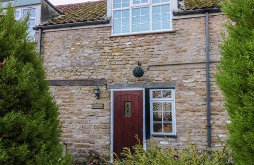 East Ayton House | Pet-Friendly Retreat at The Coach House - 4-Star Comfort