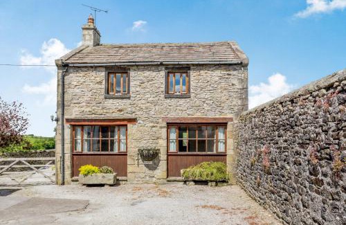 Settle House | Family-Friendly Stay at The Coach House - Rated 9.1/10