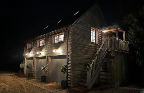 Salisbury Apartment | Pet-Friendly Retreat at The Coach House - Rated 9.2/10
