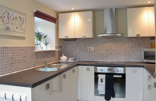 Halifax Cottage | Top-Rated 1 Bedroom Getaway in Halifax with Kitchen & Breakfast
