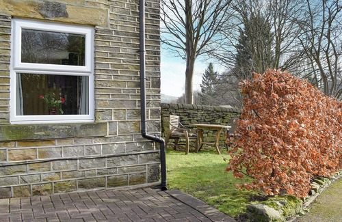 Halifax Cottage | Top-Rated 1 Bedroom Getaway in Halifax with Kitchen & Breakfast