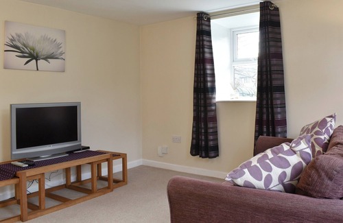Halifax Cottage | Top-Rated 1 Bedroom Getaway in Halifax with Kitchen & Breakfast