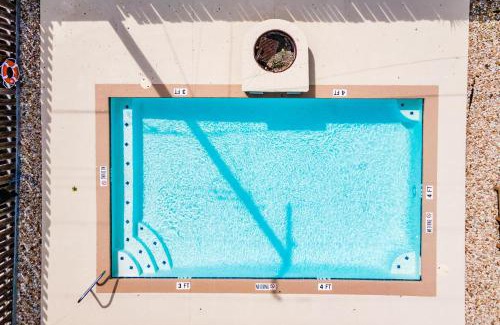 Port Aransas House | The Coast is Clear: Pet-Friendly Paradise with Pool Access