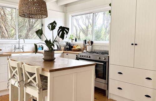 Fingal House | Family-Friendly Coastal Cottage Near Beautiful Beaches