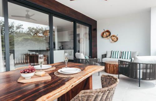 Sint Michiel Apartment | Enjoy Oceanfront Bliss at The Coastal Breeze in Blue Bay