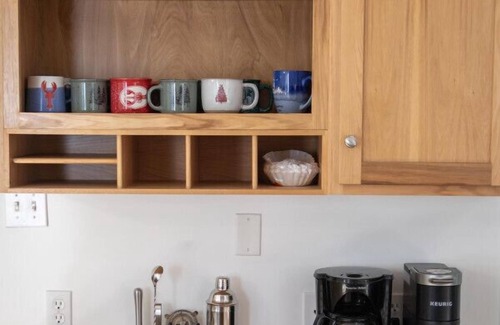 Pemaquid Beach House | Beachside Haven: The Coastal Cottage on Pemaquid Beach