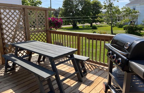 Cape Tormentine House | Unmatched Stay at The Coastal Country House in New Brunswick