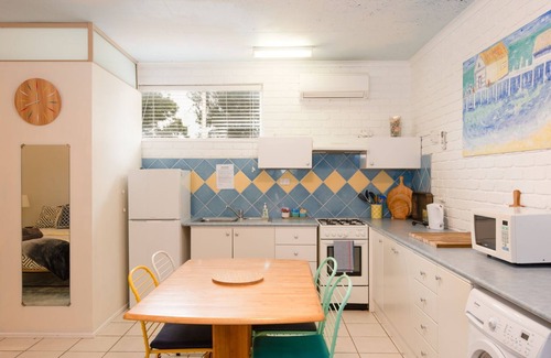 Portarlington Apartment | Relaxing Coastal Studio Retreat at Arlingtons with Pool